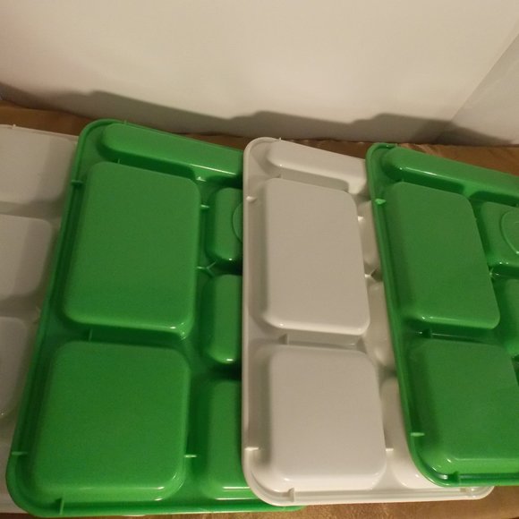 Trays (4), Use for Picnics, Meals, Camping --Durable Plastic - Picture 5 of 7